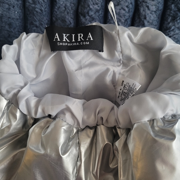 Akira Silver Puffer Leg Warmers - Picture 4 of 7